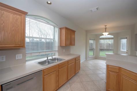 2402 Hidden Creek Drive Pearland TX 77581