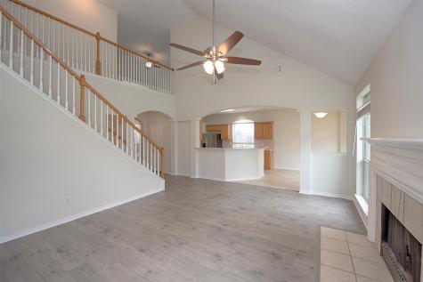 2402 Hidden Creek Drive Pearland TX 77581