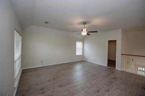 2402 Hidden Creek Drive Pearland TX 77581