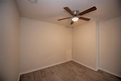 2402 Hidden Creek Drive Pearland TX 77581