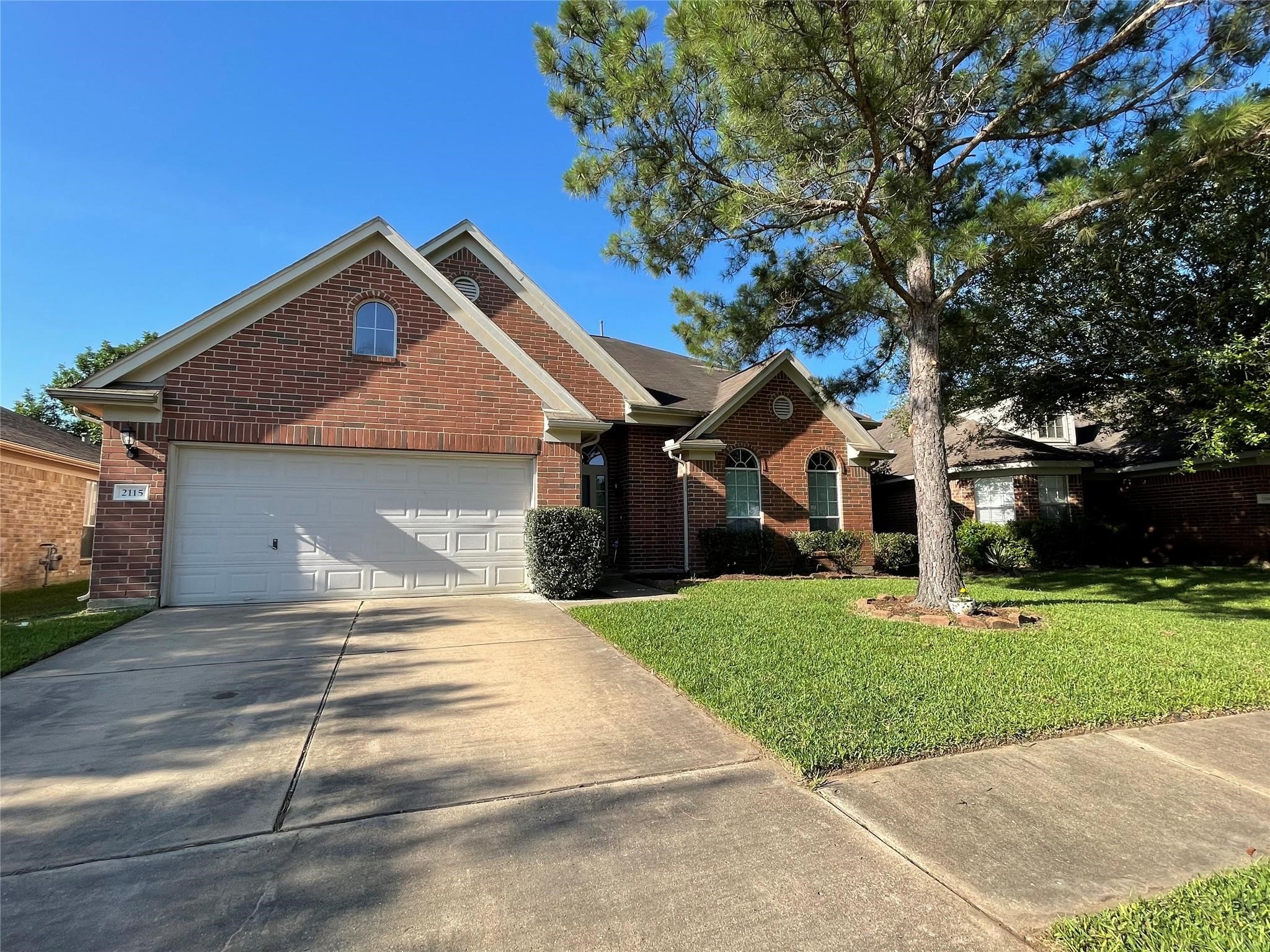 2115 Hollyfield Lane Katy TX 77493