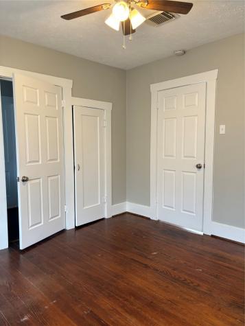 1411 W 34th Street Houston TX 77018