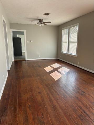 1411 W 34th Street Houston TX 77018