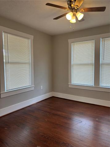 1411 W 34th Street Houston TX 77018