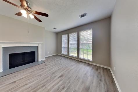 3822 Pin Oak Drive S Pearland TX 77581