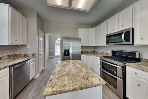 3822 Pin Oak Drive S Pearland TX 77581