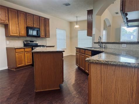 3623 Pine Valley Drive Pearland TX 77581