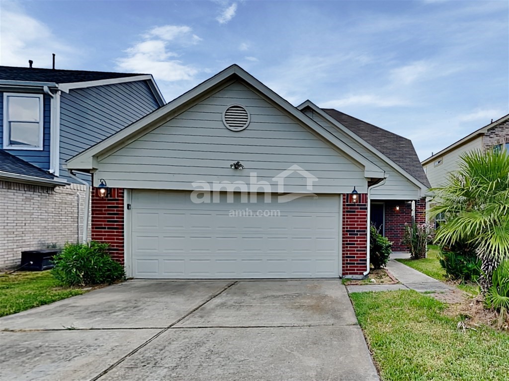 9043 Wald Road Houston TX 77034