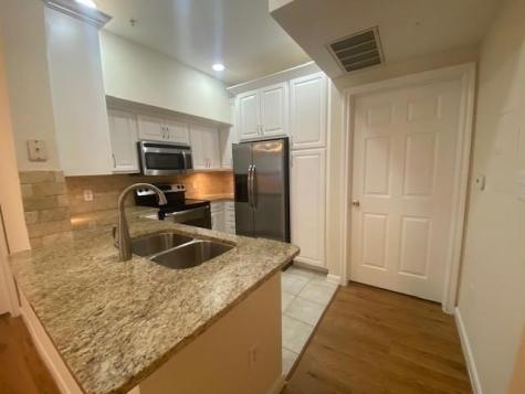 1901 Post Oak Park Drive 13304 Houston TX 77027