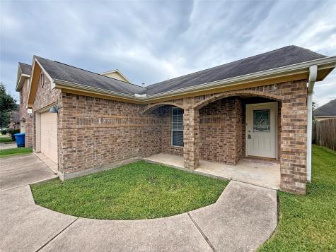 18421 Sunrise Oaks Court Montgomery TX 77316