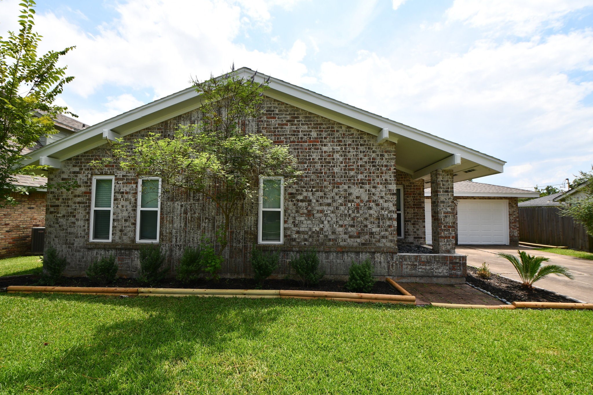 2017 Sunset Court N League City TX 77573