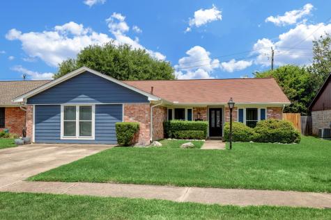 5034 Mary Lou Drive Houston TX 77092