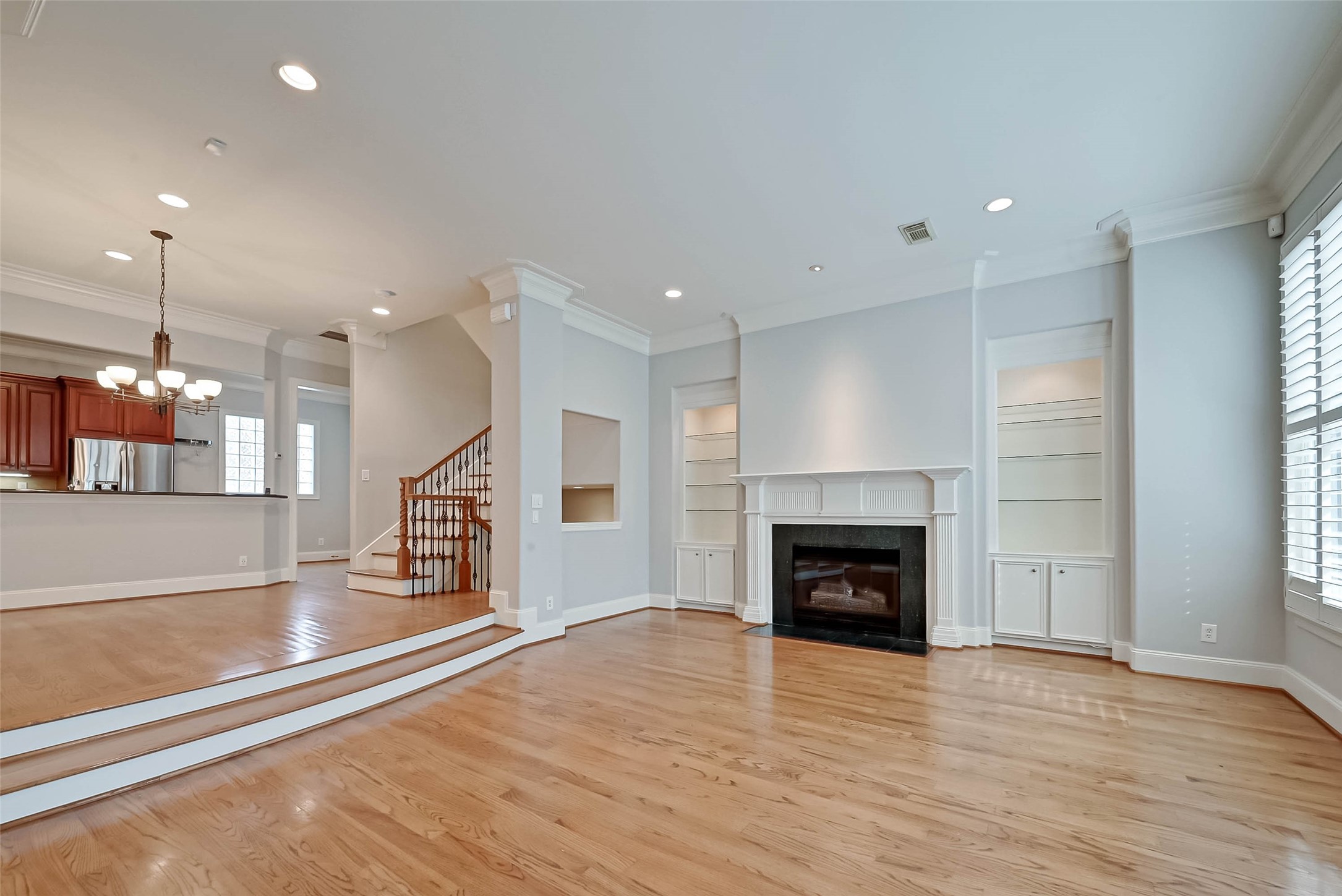 1916 Greenwich Place Drive Houston TX 77019