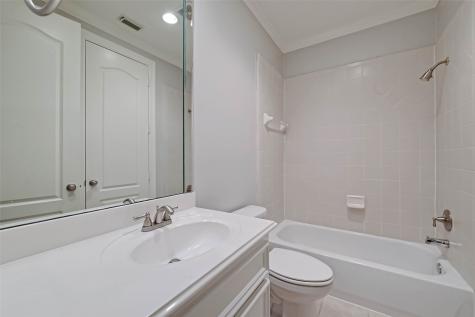 1916 Greenwich Place Drive Houston TX 77019