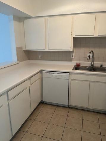 6201 Ranchester Drive 11 Houston TX 77036