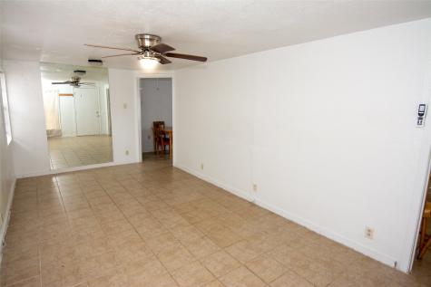 2505 Deutser Street Houston TX 77093