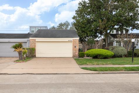 10734 Sandpiper Drive Houston TX 77096