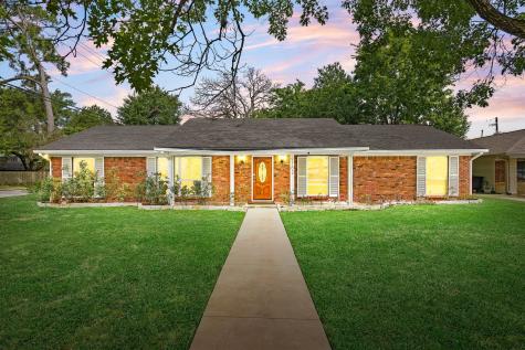 9762 Tappenbeck Drive Houston TX 77055