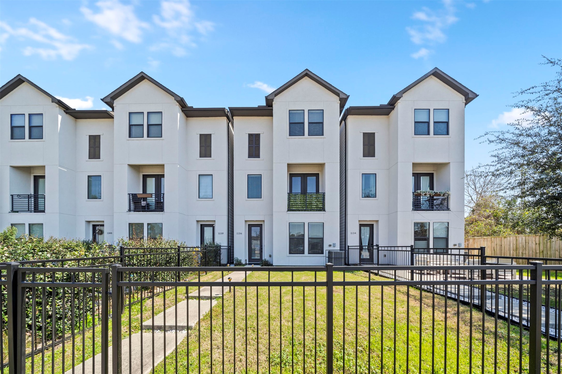 1136 Wycliffe Drive Houston TX 77043