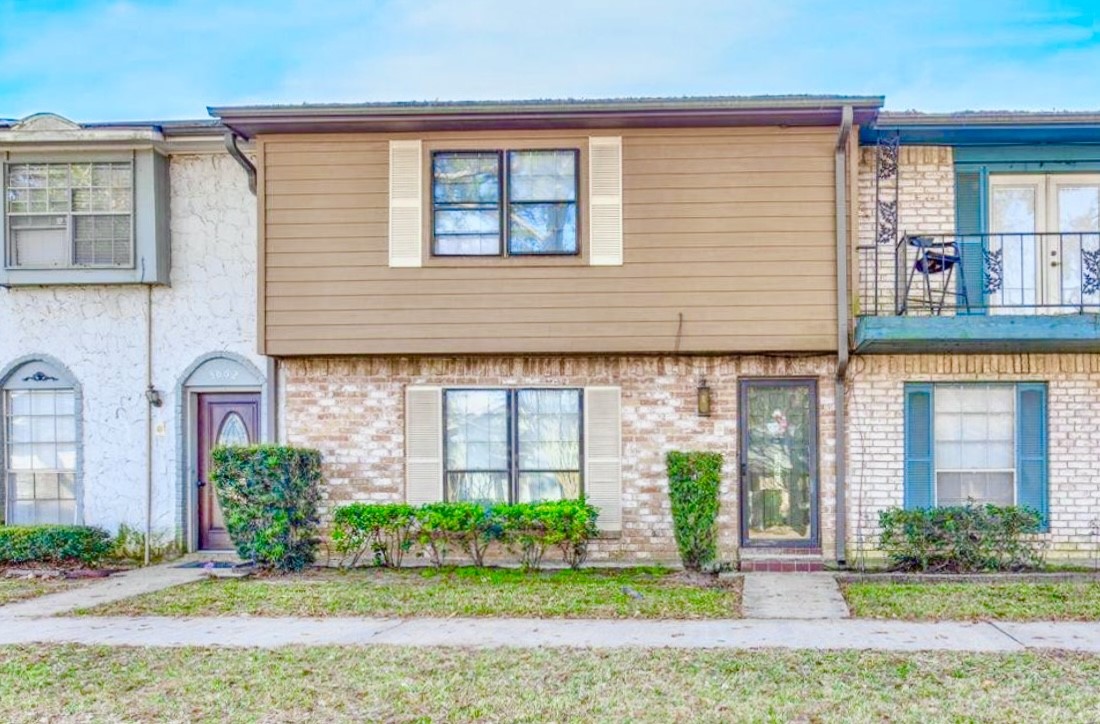 3860 Laura Leigh Drive Friendswood TX 77546