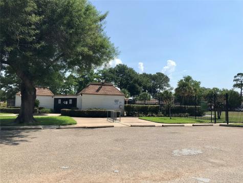 11318 Beauvoir Drive Houston TX 77065