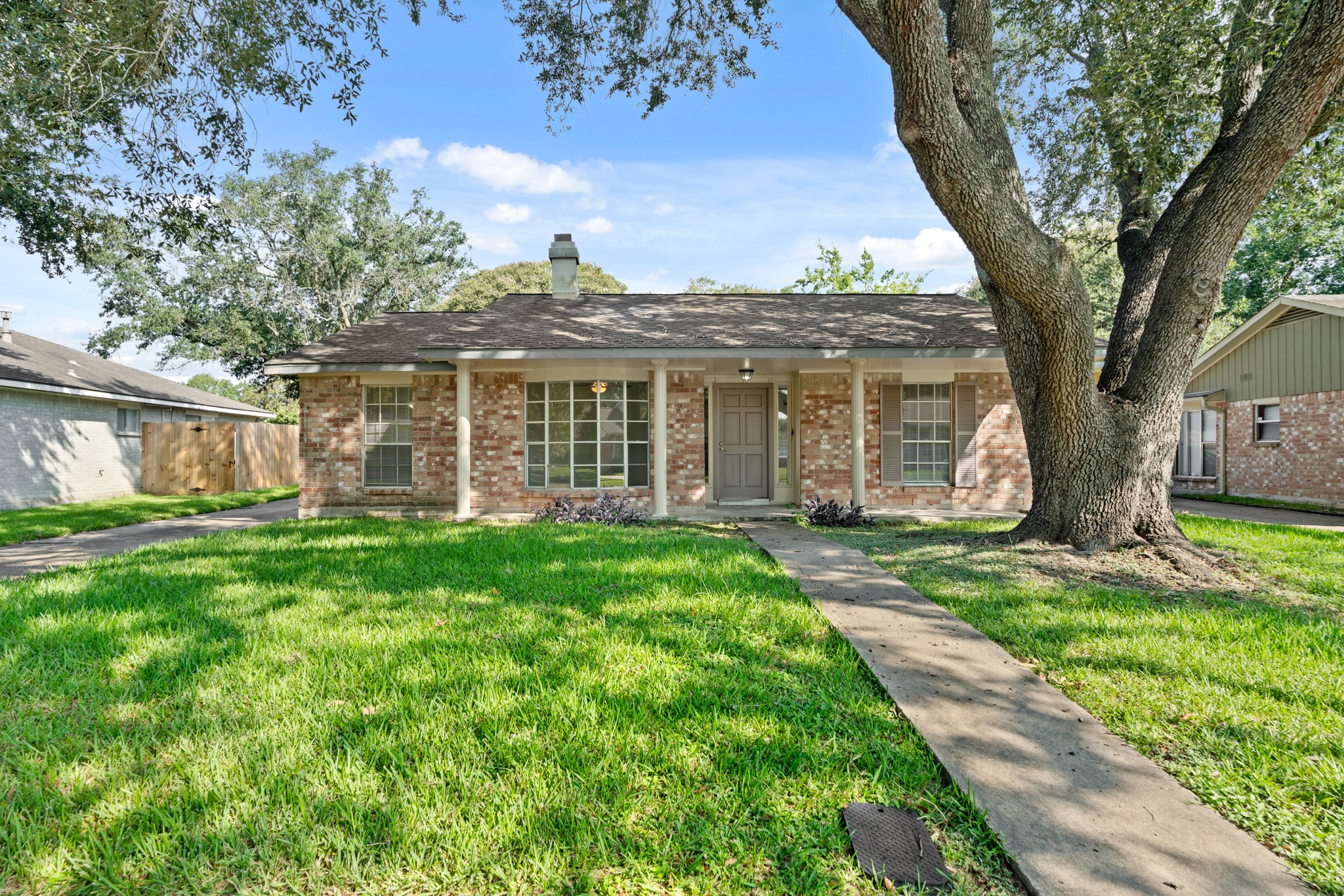 13542 Wimbledon Drive Sugar Land TX 77498