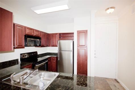 7575 Kirby Drive 3303 Houston TX 77030