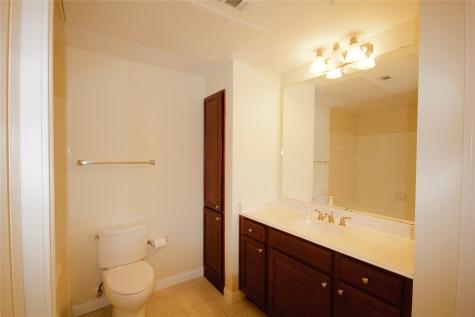 7575 Kirby Drive 3303 Houston TX 77030