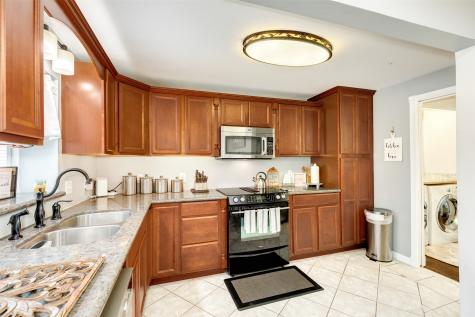 4421 Pelican Road Jamaica Beach TX 77554