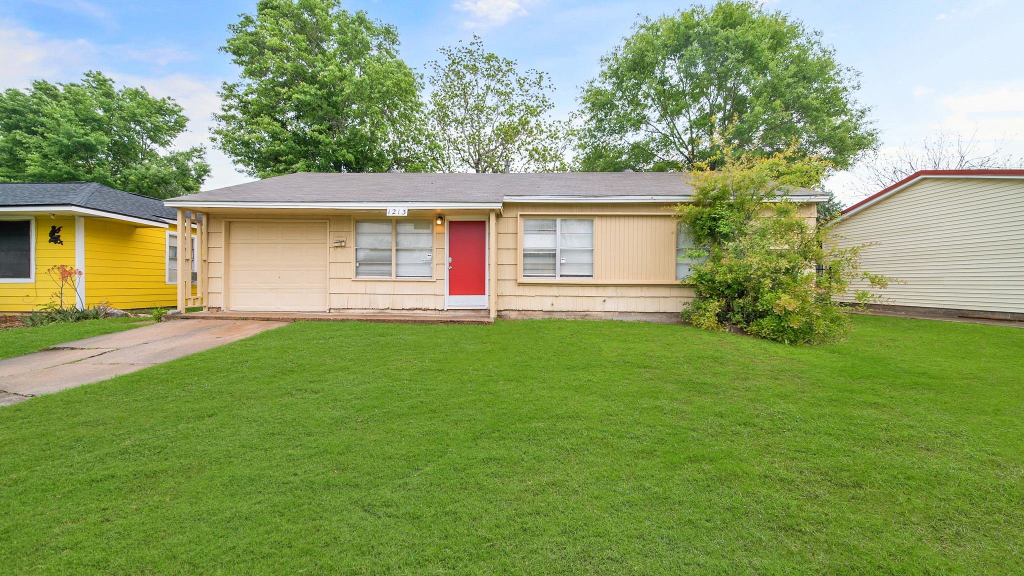 1213 Hector Avenue Pasadena TX 77502