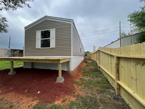 8870 Water Oak Willis TX 77318