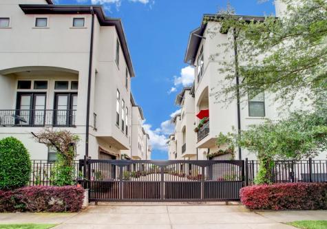 1853 Dart Street Houston TX 77007
