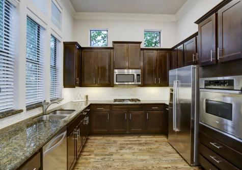 1853 Dart Street Houston TX 77007