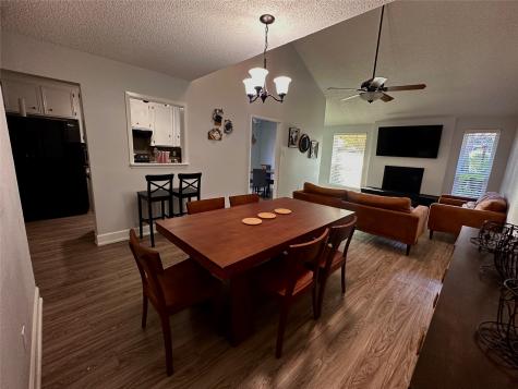 13821 Hollowgreen Drive Houston TX 77082