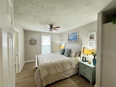 1701 17th Street D Galveston TX 77550