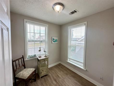 1701 17th Street D Galveston TX 77550