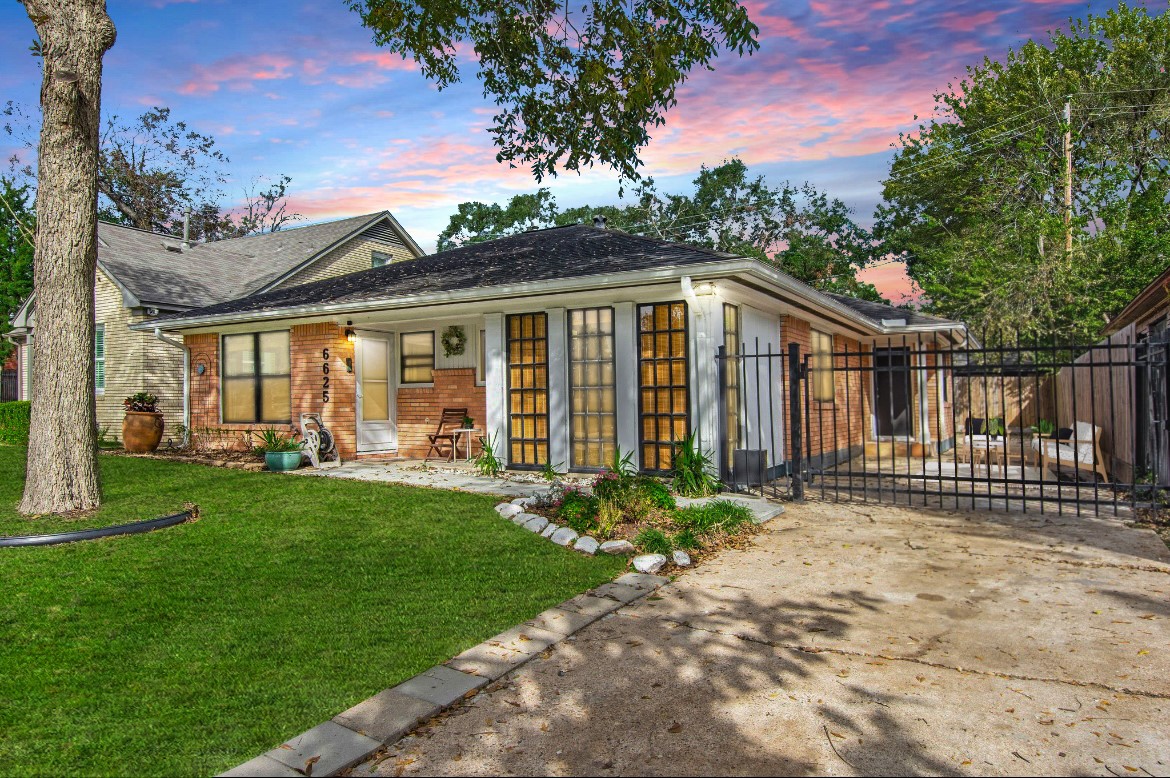 6625 Sylvan Road Houston TX 77023