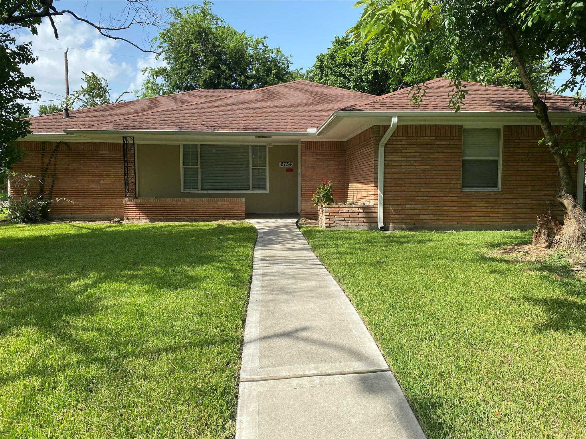 2734 Almeda Plaza Drive Houston TX 77045