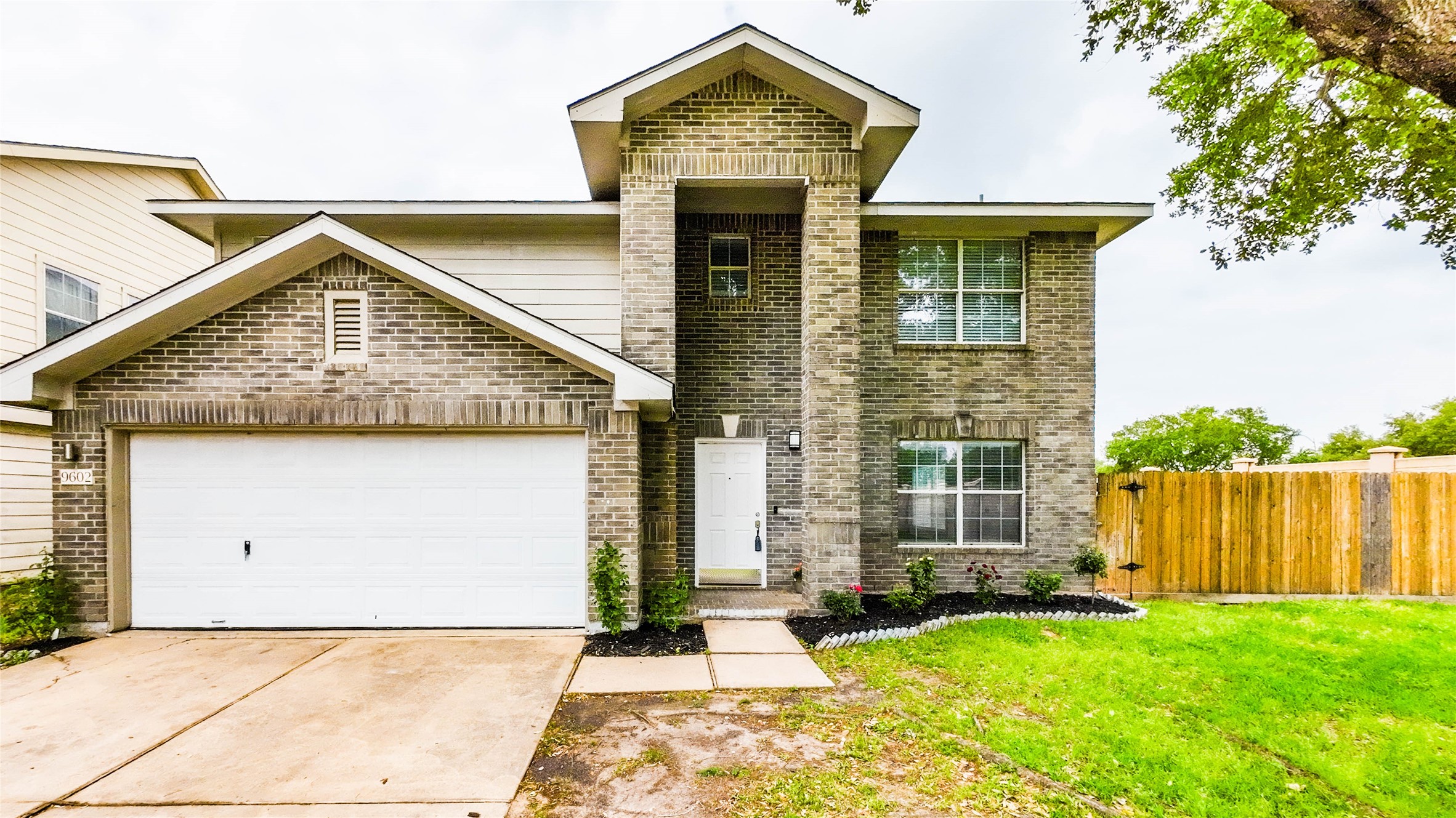 9602 Prairie Dog Run Sugar Land TX 77498