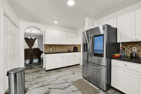 1111 Belaya Lane Houston TX 77090