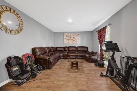 1111 Belaya Lane Houston TX 77090