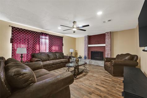 1111 Belaya Lane Houston TX 77090