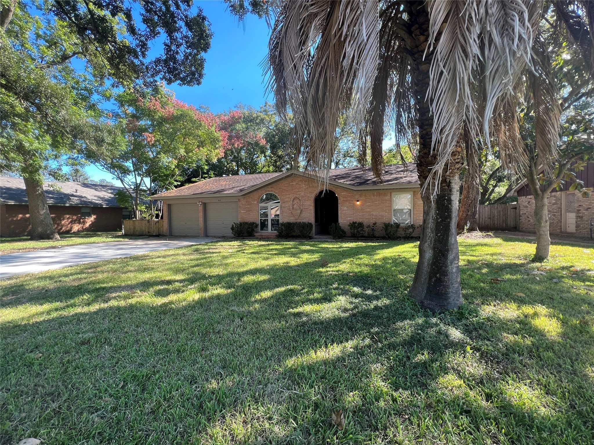 517 Sycamore Street Lake Jackson TX 77566