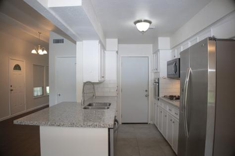 517 Sycamore Street Lake Jackson TX 77566