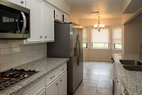 517 Sycamore Street Lake Jackson TX 77566
