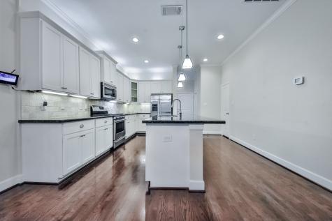 5337 Kansas Street D Houston TX 77007