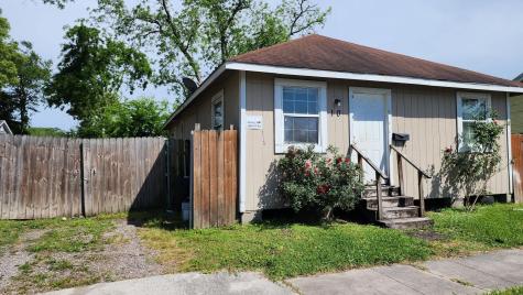 10 N 3rd Street Baytown TX 77520
