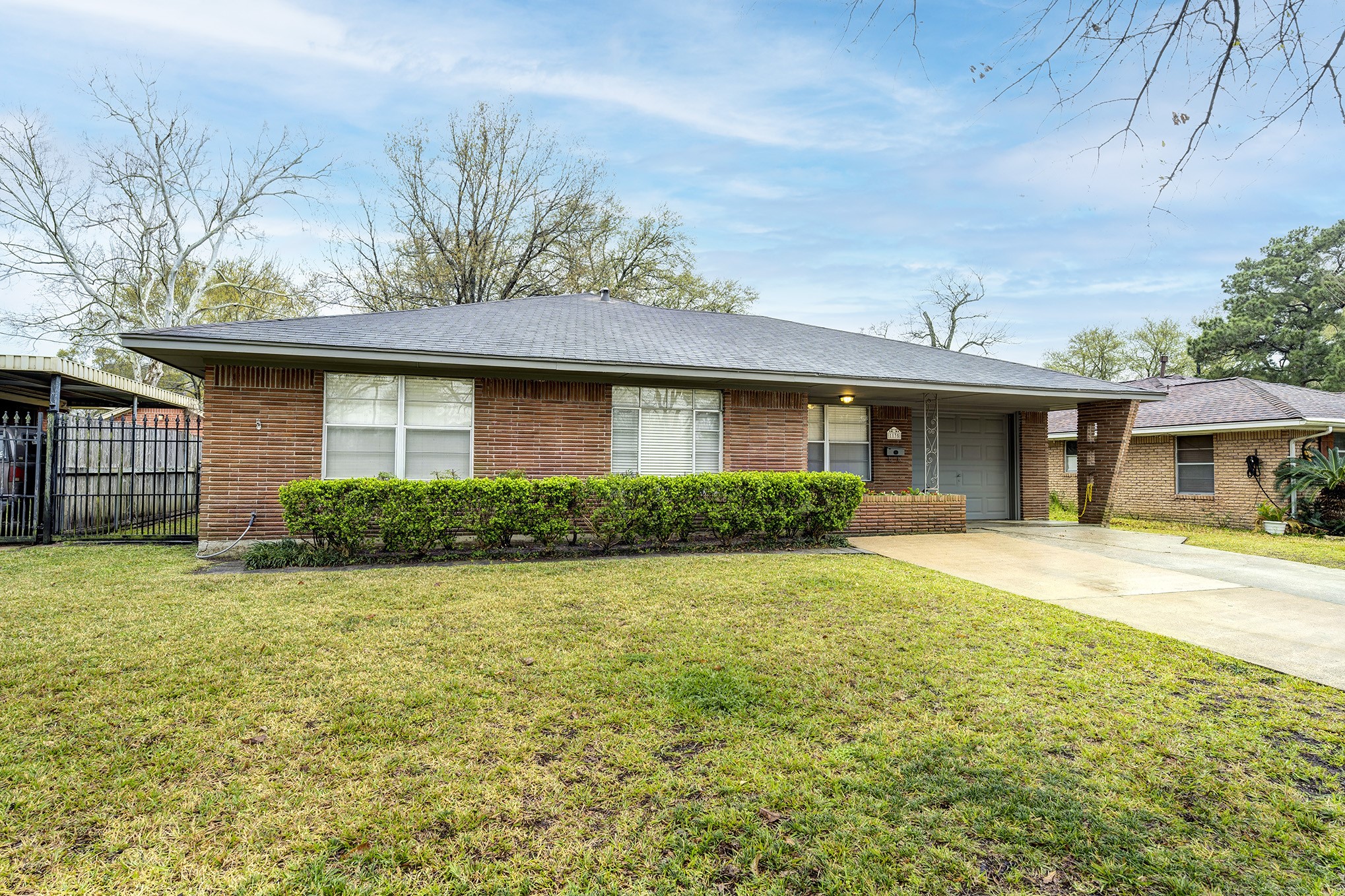 1135 W 31st Street Houston TX 77018