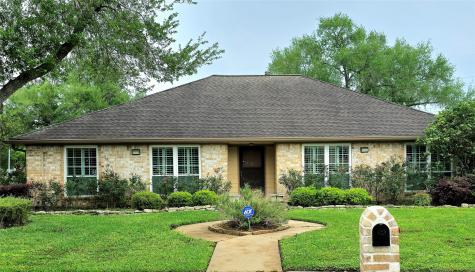 2419 1st Street Stafford TX 77477