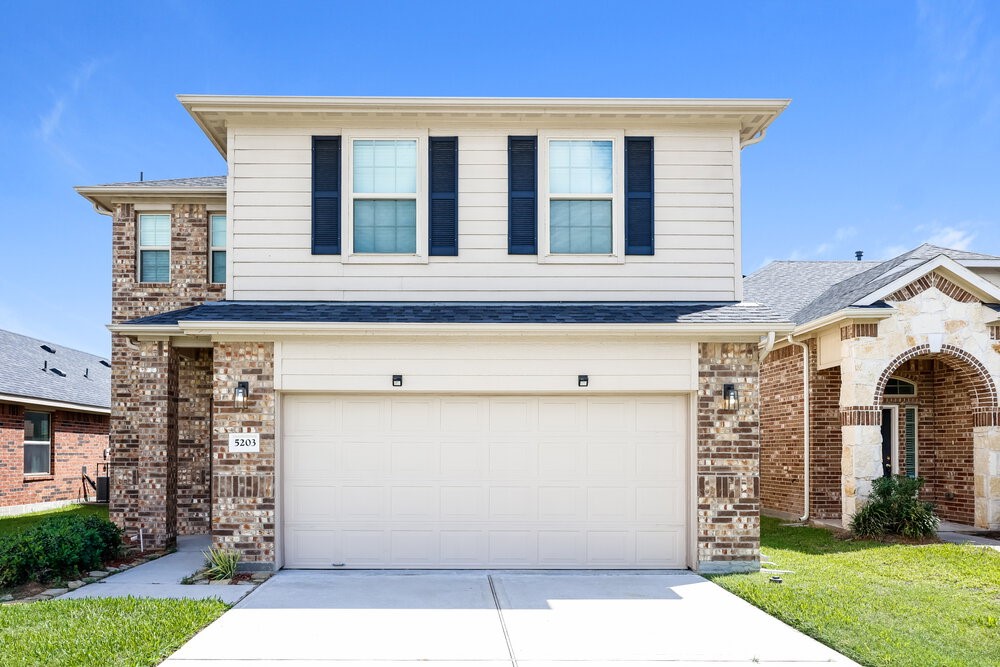 5203 Bay Lane Bacliff TX 77518